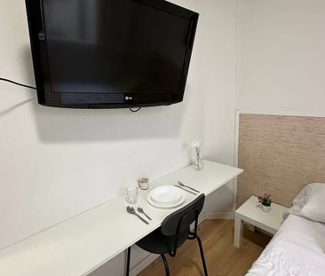 Calle del General Pardiñas, Madrid, Community of Madrid 28001 - Photo 3