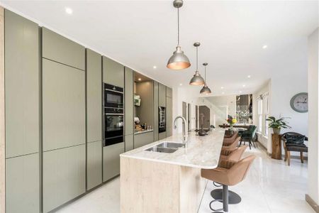 4 bedroom house to rent - Photo 3