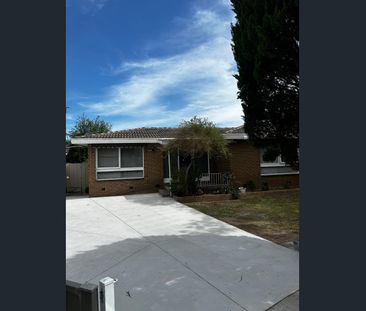 Quiet court location, ideal for families, walking distance to schoo... - Photo 1