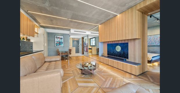 FULLY FURNIHSED LUXE ONE BEDROOM BATCHPAD! - Photo 1