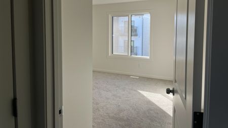 Brand New Townhouse For Rent In West Secord! - Photo 3