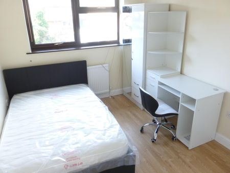 Wenman Court, Norwich - Photo 2