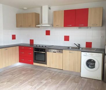 APPARTEMENT RENOVE NIORT - 3 pièce(s) - - Photo 2