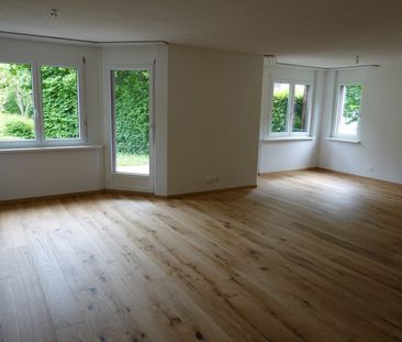 Moderne , grosszügige Wohnung mit viel Raumgefühl und sonnigen Sitz... - Photo 1