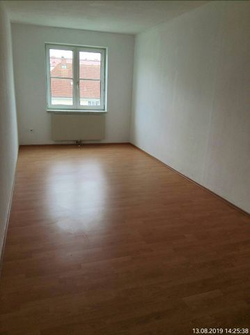 Helle 3 Zimmer Wohnung mit zugehörigen Stellplatz - Foto 2