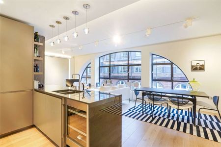 A stunning three bedroom apartment set within this recent refurbishment of an imposing building in the very heart of Soho. - Photo 5