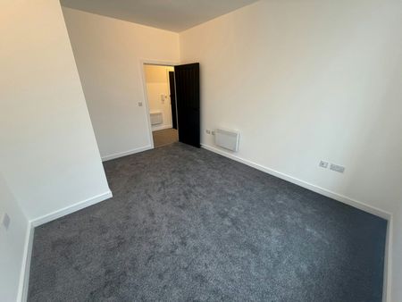 Flat to rent on - Photo 3