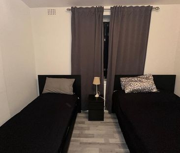 2 Bed Flat, Darlington House, SW8 - Photo 5