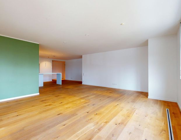 Luxuswohnung mit Car-Lift: Leben im preisgekrönten Papillon Gebäude - Foto 1