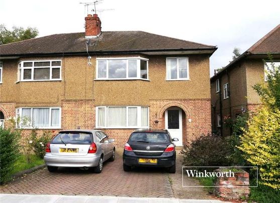 Connaught Road, Barnet, EN5 - Photo 1