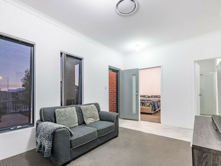 Convenient location without compromise in quality - Photo 3