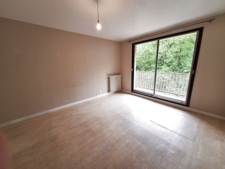 Location Appartement 3 pièces 62m² POISSY 78300 - Photo 3