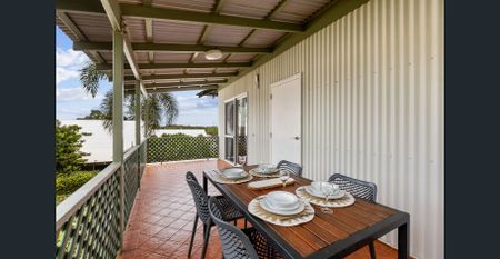 3 Bedroom Villa – Fully Furnished Villa – Available to mid-April 2026 - Photo 4