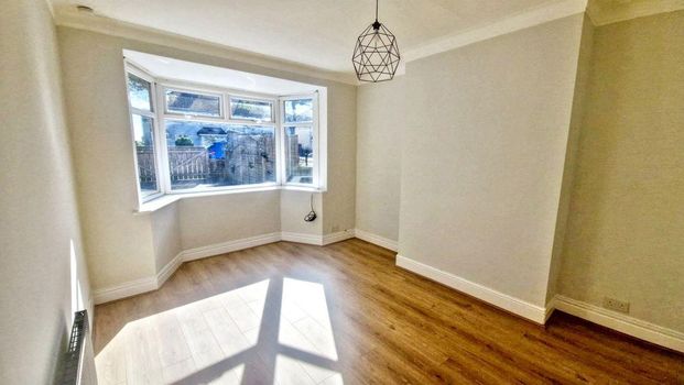 2 bed lower flat to rent in NE29 - Photo 1