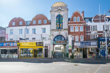Rye Lane - Photo 2