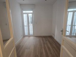 Madrid Capital, Community of Madrid 28001 - Photo 2