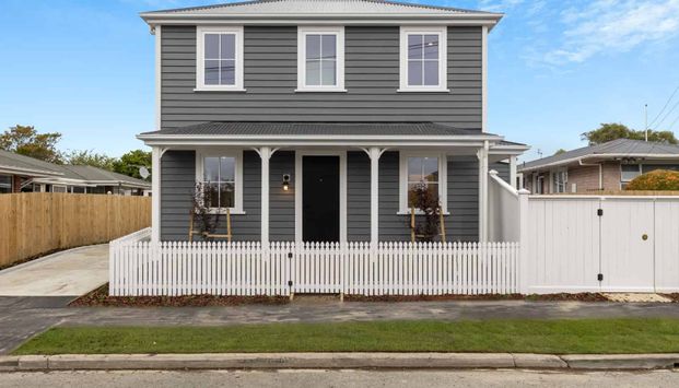 2 Bedroom Townhouse with Garage - Photo 1