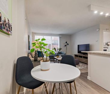 Premier Suite - 1 Bedroom - Photo 2