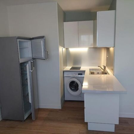 NIORT proche gare, studio meublé de 25 m² - Photo 3
