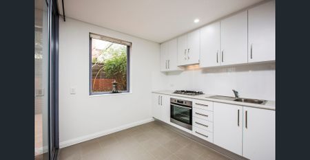 Spacious Newtown studio - Photo 2