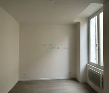Location Appartement 3 pièces 60m² MARSEILLE 1er - Photo 6