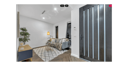 LUXE LIVING IN AN ENVIABLE LOCATION WITH 2 ENSUITS !! - Photo 2