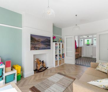 5 bedroom detached house to rent - Photo 4