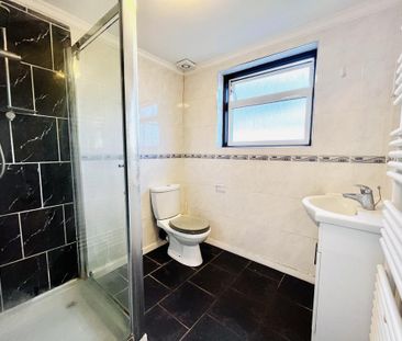 5 bedroom semi-detached house to rent - Photo 4