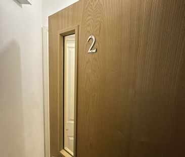 Studio Flat, London Road, SW16 - Photo 2