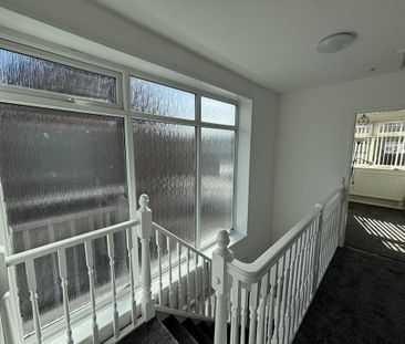 3 bedroom semi-detached house to rent - Photo 6