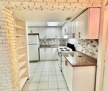 For Lease - 130 Cultra Square, Toronto, Ontario - Photo 4