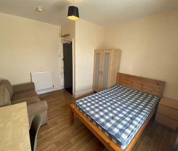 6 bedroom house to rent - Photo 6