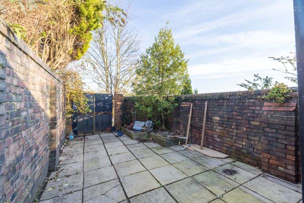 Cowley Street, St. Helens, WA10 2SW - Photo 1