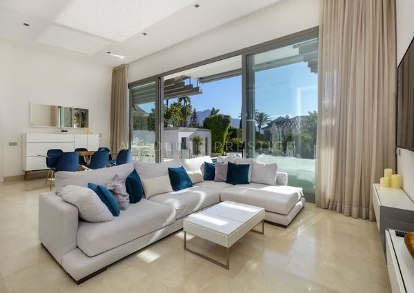 Beautiful and modern 5 bedroom villa in La Quinta