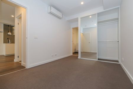 2 bedroom haven in the heart of St Kilda - Photo 3