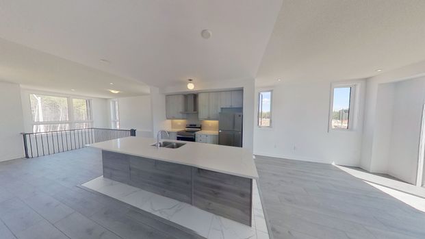 For Lease - 133 Blue Forest Crescent, Barrie, Ontario - Photo 1