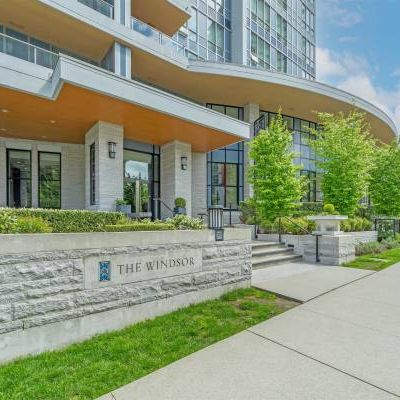 Beautiful, 2 bed 2 bath upper unit with Panoramic views, 950 SF - Photo 4