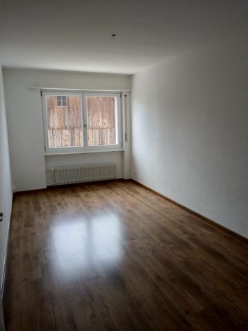 Gepflegte 4.5-Zimmerwohnung in Schwadernau zu vermieten - Photo 2
