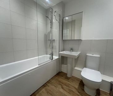 3 bedroom terraced house to rent - Photo 6