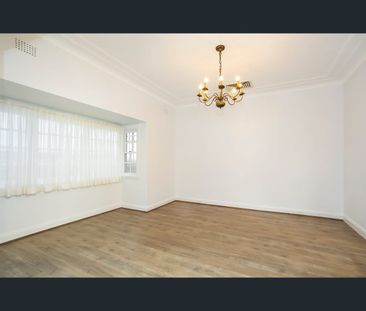 40 Coolawin Road, Northbridge, NSW 2063 - Photo 4