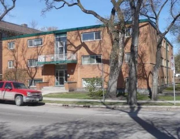 311 Stradbrook (up to $500 April 1 move-in credit) | 311 Stradbrook Avenue, Winnipeg - Photo 1