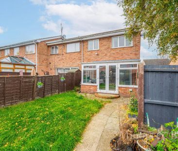 3 bedroom end of terrace house to rent - Photo 5