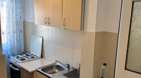 Podu Ros apartament 65 mp, 3 camere, semidecomandat, de inchiriat, Colegiul National Biolog Emil Racovita, Cod 161834 - Fotografie 4