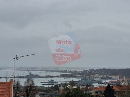 Apartamento T2 em Setúbal - Photo 3