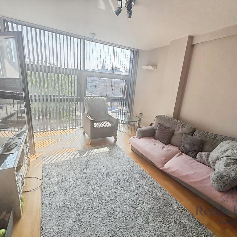 2 bedroom apartment to rent - Photo 1