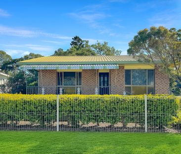 Tidy Four Bedroom Brick Home - Photo 3