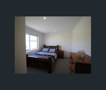 Modern 3 Year Old Family Home Situated in Quiet Location - Photo 4