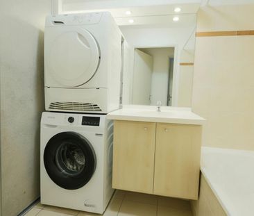 Location Appartement 4 pièces 86m² GAGNAC SUR GARONNE 31150 - Photo 4