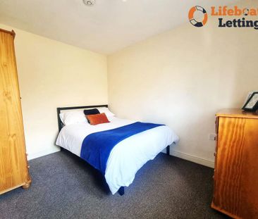 1 bedroom in a house share to rent - Photo 2