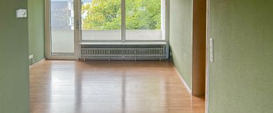 Ein Platz um sich wohlzufühlen: Gemütliche 3-Zimmer-Wohnung mit zwei Loggien und grüner Aussicht - Photo 1